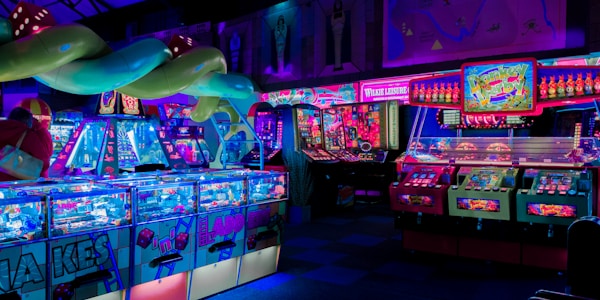 春季黄金大奖赛赛事预告 - 比赛场馆与选手海报